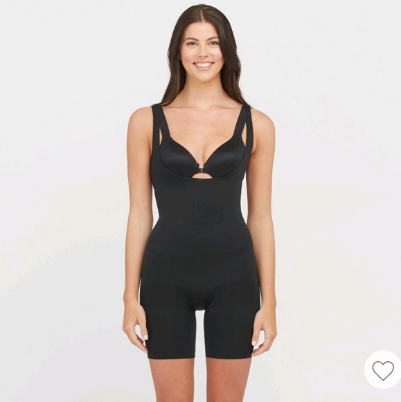 Assets By Spanx All In One Body Slimmer